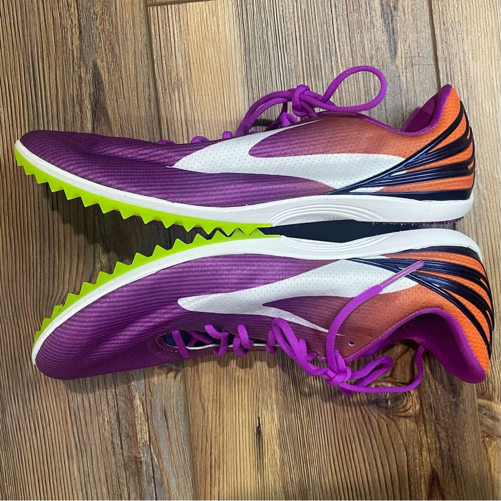 Brooks Mack 17 Track & Field Purple Size 9.5 Lightweight Spikes Performance New - Picture 4 of 12